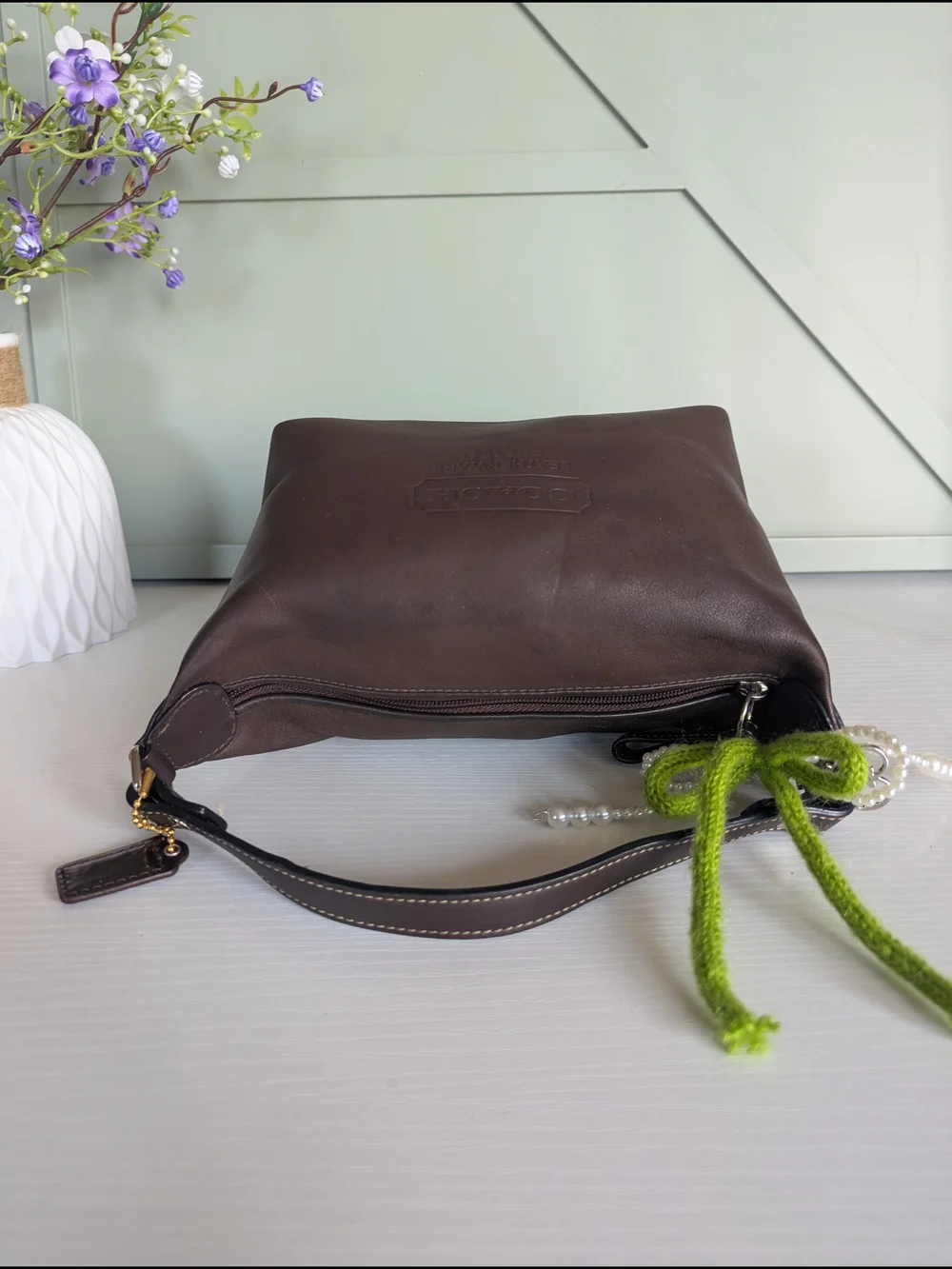 COACH Brown Leather Shoulder Bag - Elegant Everyday Carry